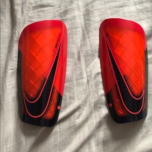 Nike Mercurial Shin pads